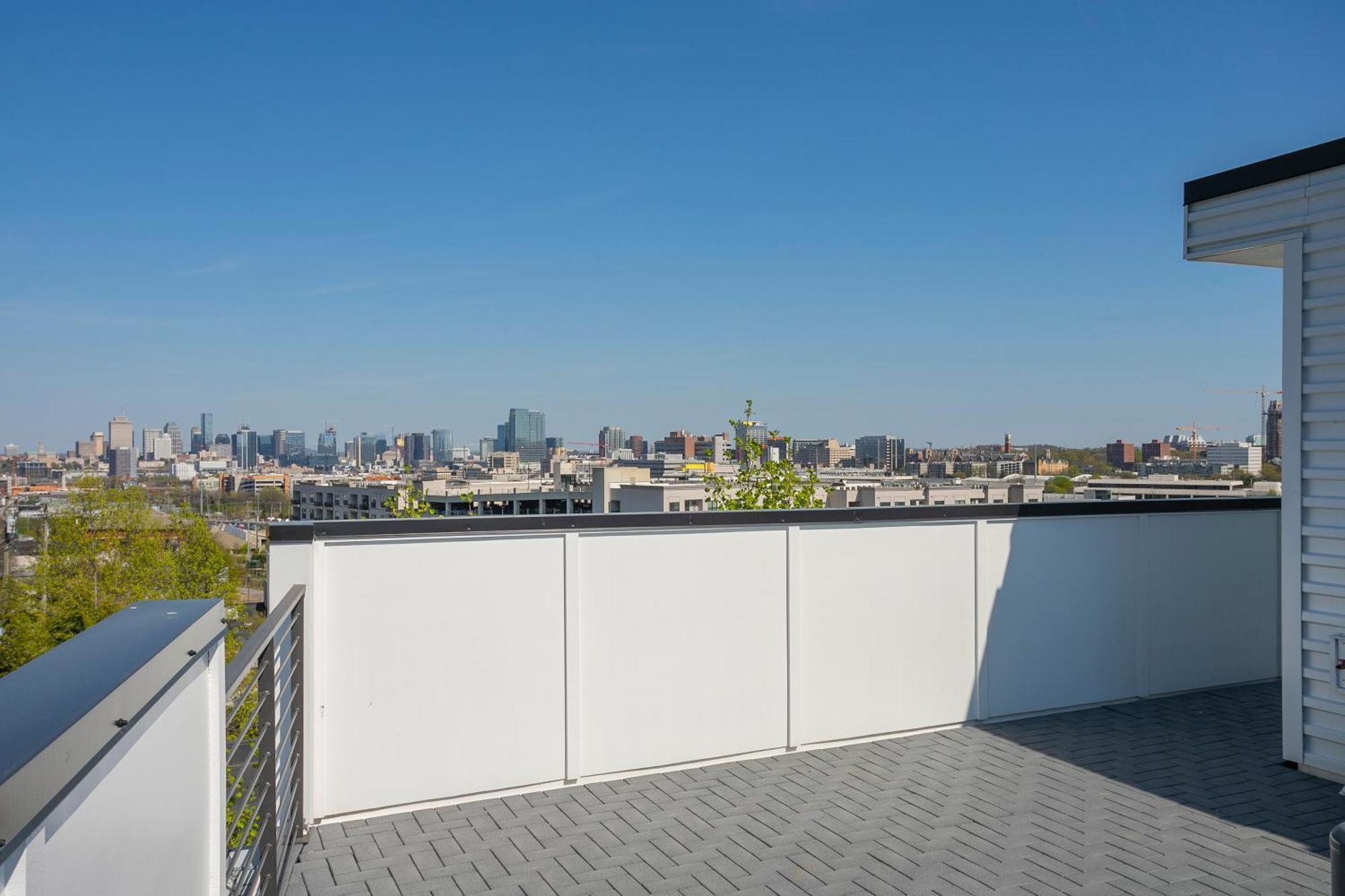 Luxury Townhome Skyline Views Mins To Dt Nashville Exterior foto