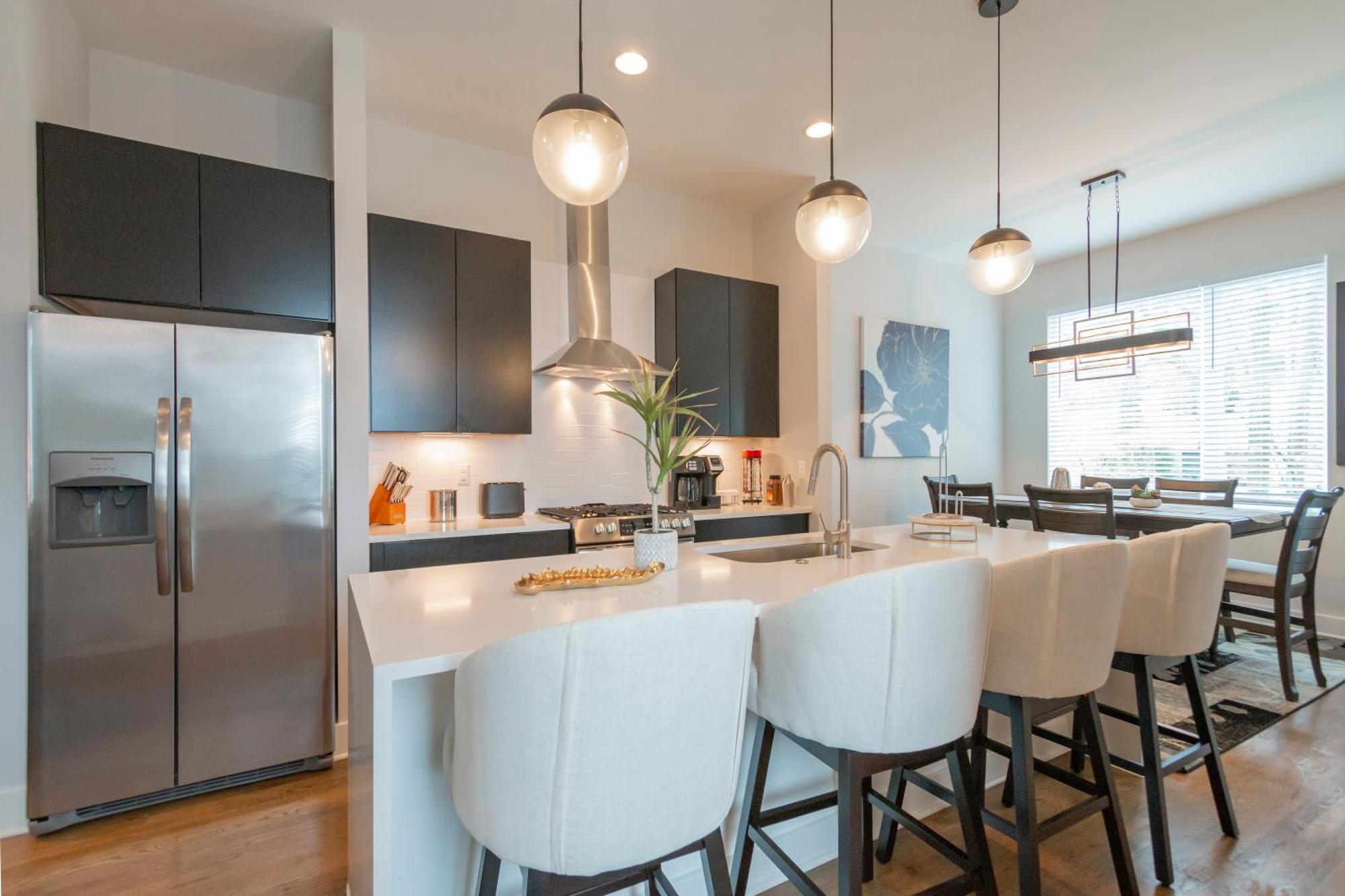 Luxury Townhome Skyline Views Mins To Dt Nashville Exterior foto