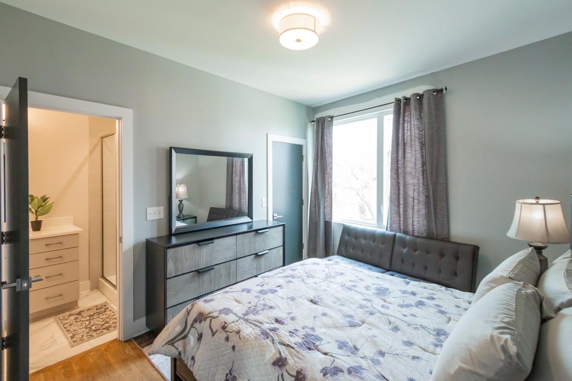 Luxury Townhome Skyline Views Mins To Dt Nashville Exterior foto